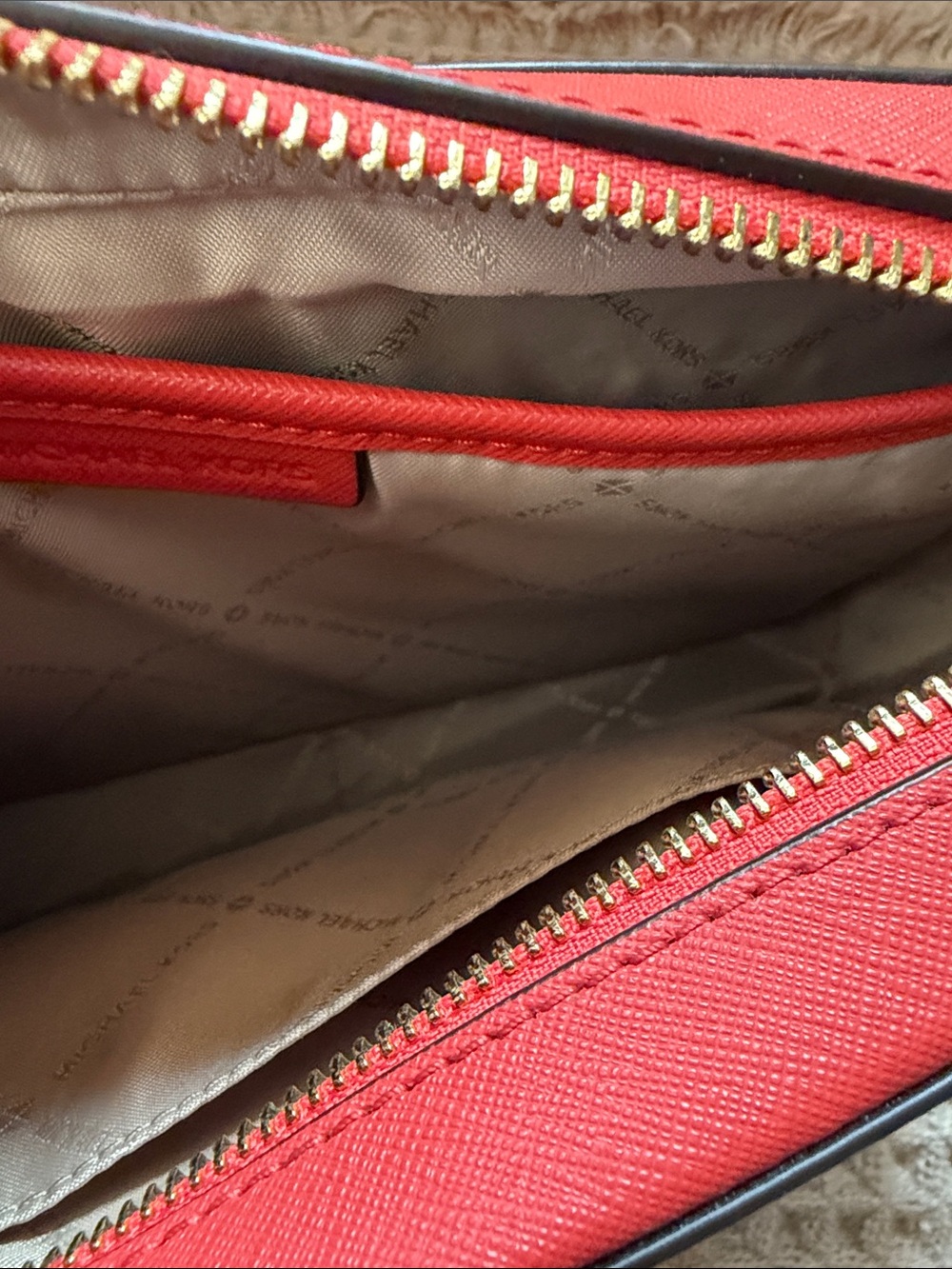 Michael Kors Red Saffiano Leather Crossbody Bag Gold Hardware MK PURSE - Picture 9 of 14